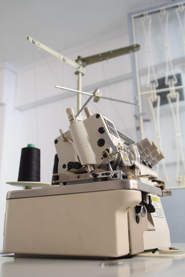 Overlock machine